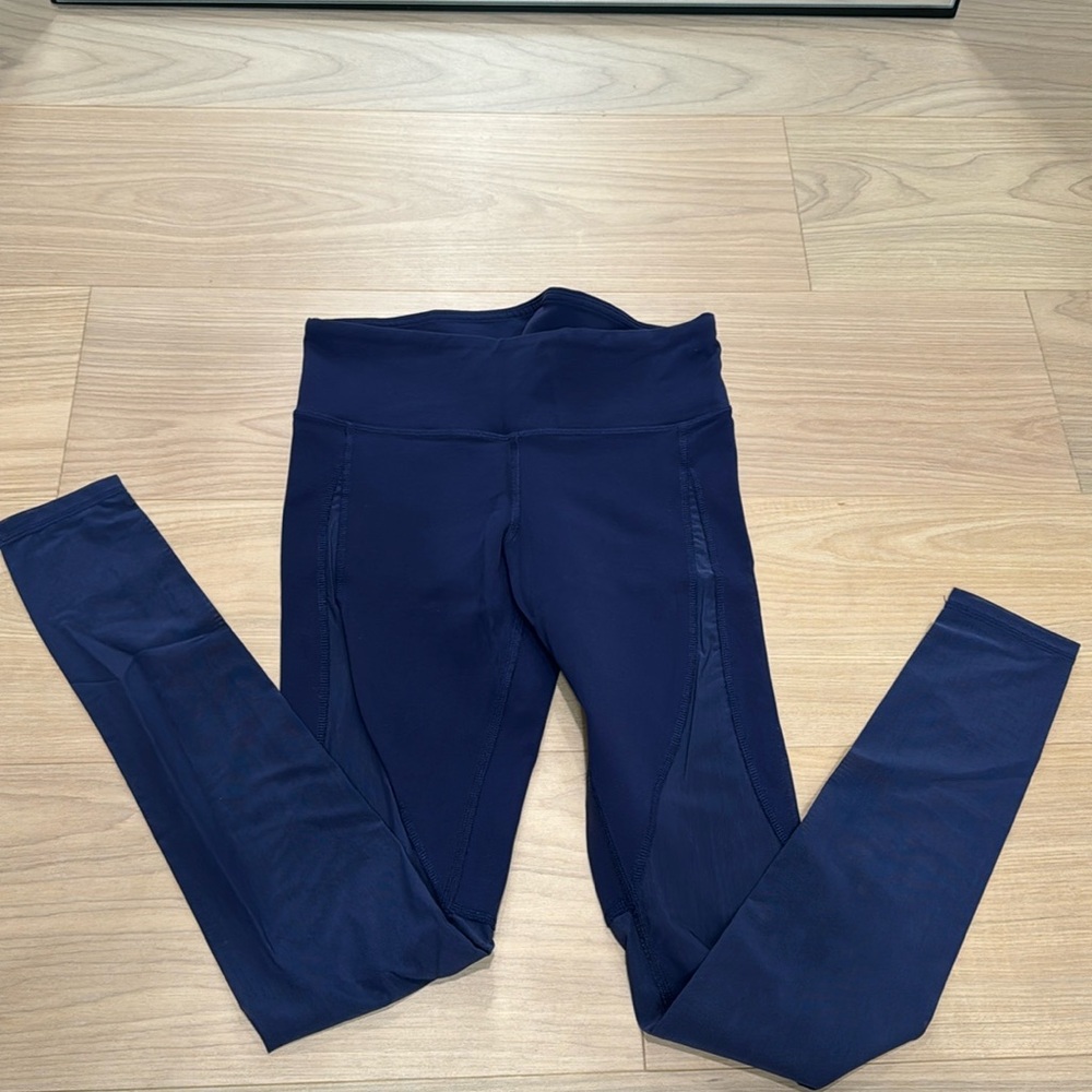 Women’s Alo leggings navy sheer